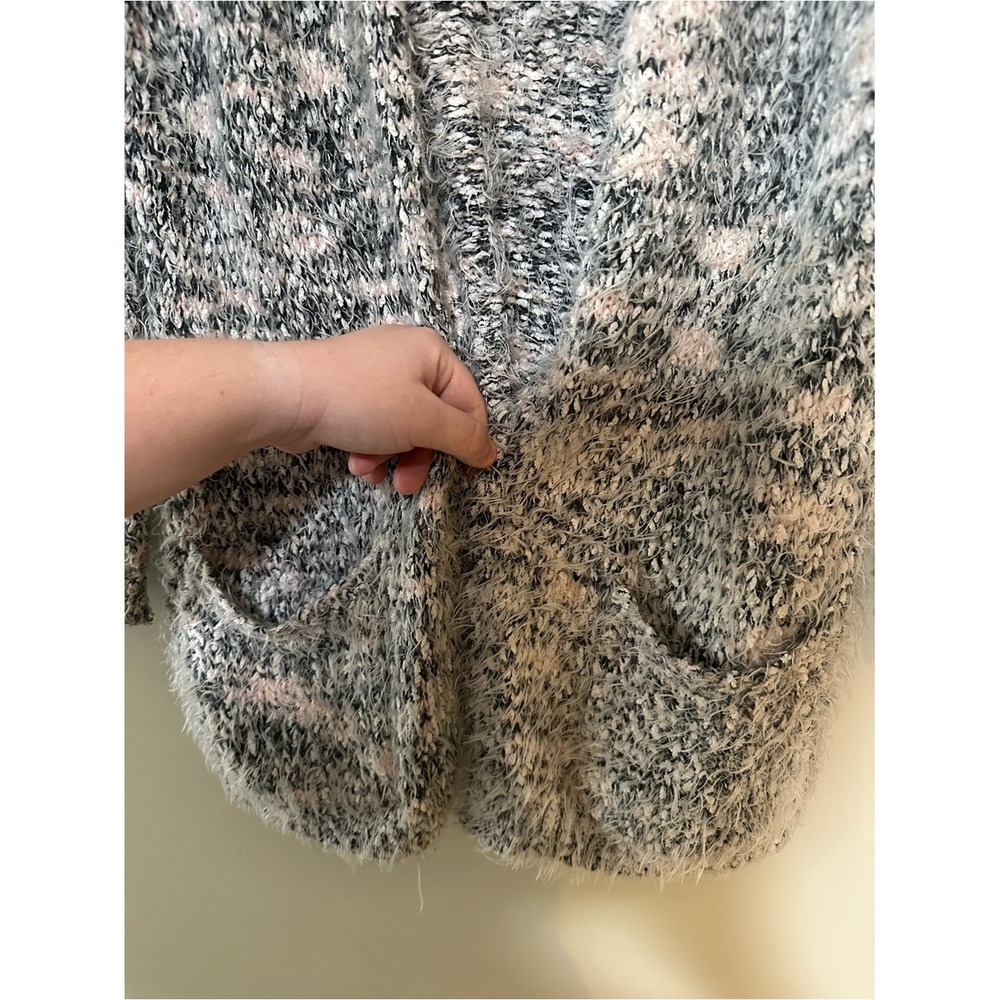 Cozy Winter Absolutely Famous Cardigan L Gray White Fuzzy Open Front Pockets - Picture 5 of 6